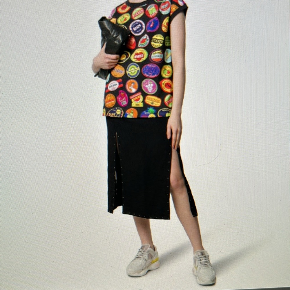Love Moschino sticker print T-shirt
